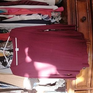 Old Navy L burgundy long sleve shirt